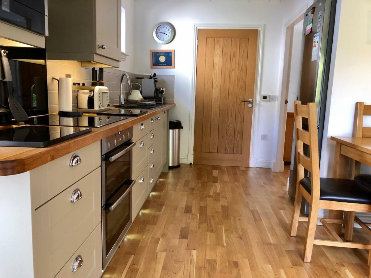 Bluebell Cottage With Hot Tub Ballachulish Bagian luar foto